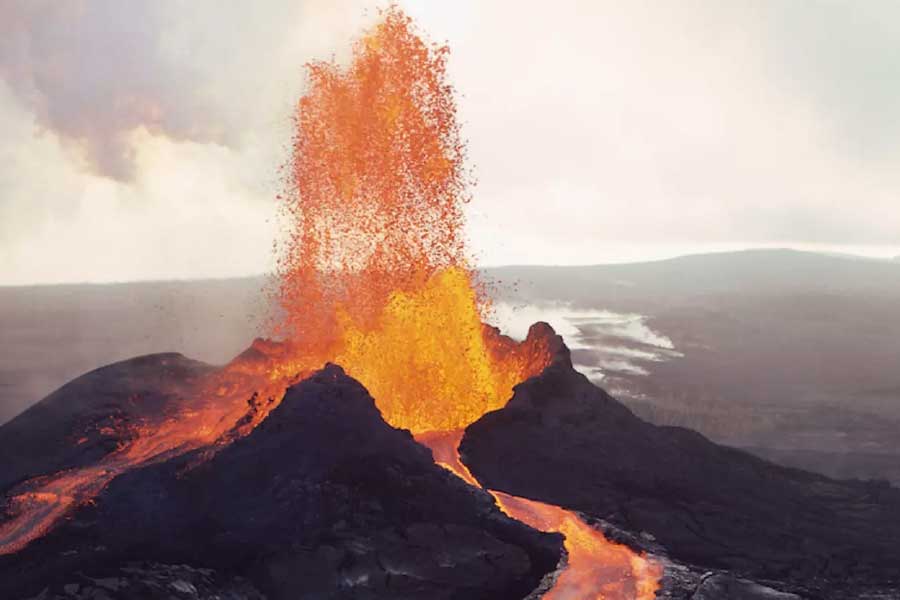আমেরিকার সংবাদমাধ্যম সিএনএনের প্রতিবেদন অনুযায়ী, সেপ্টেম্বর মাসে ভূমিকম্পের সংখ্যা ১০০ পার করেছিল।