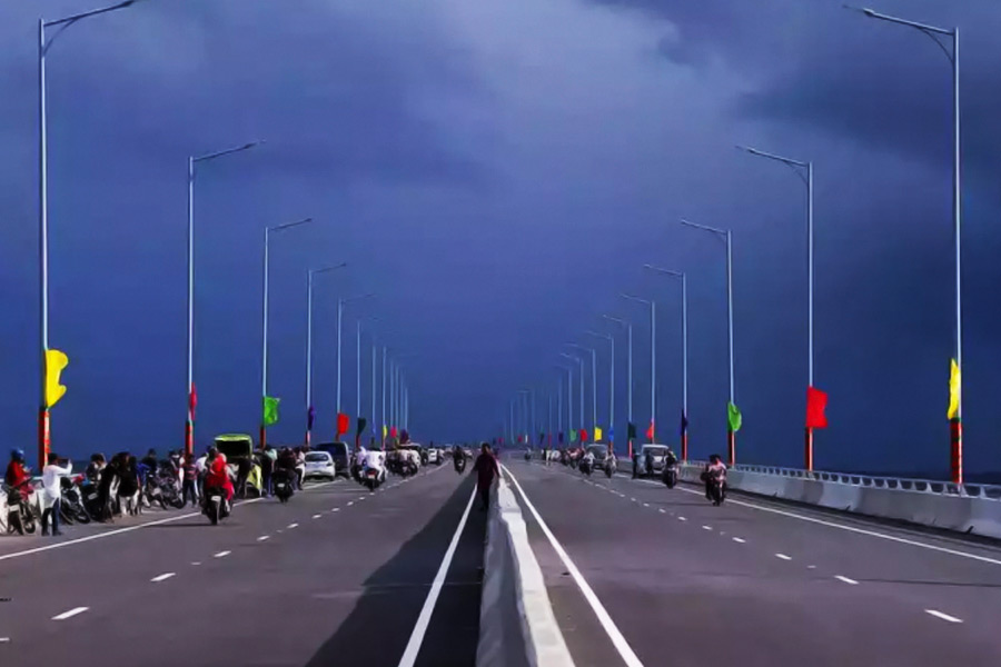 পদ্মা সেতু তৈরিতে যে সব যন্ত্র ব্যবহার করা হয়েছে, সেগুলি নিয়ে একটি সংগ্রহশালা তৈরির নির্দেশ দিয়েছেন প্রধানমন্ত্রী শেখ হাসিনা। সেই মতো, ঠিকাদার সংস্থার থেকে বেশ কিছু সামগ্রী কেনার সিদ্ধান্ত নেওয়া হয়েছে। এ জন্য বাড়তি খরচ হচ্ছে। 