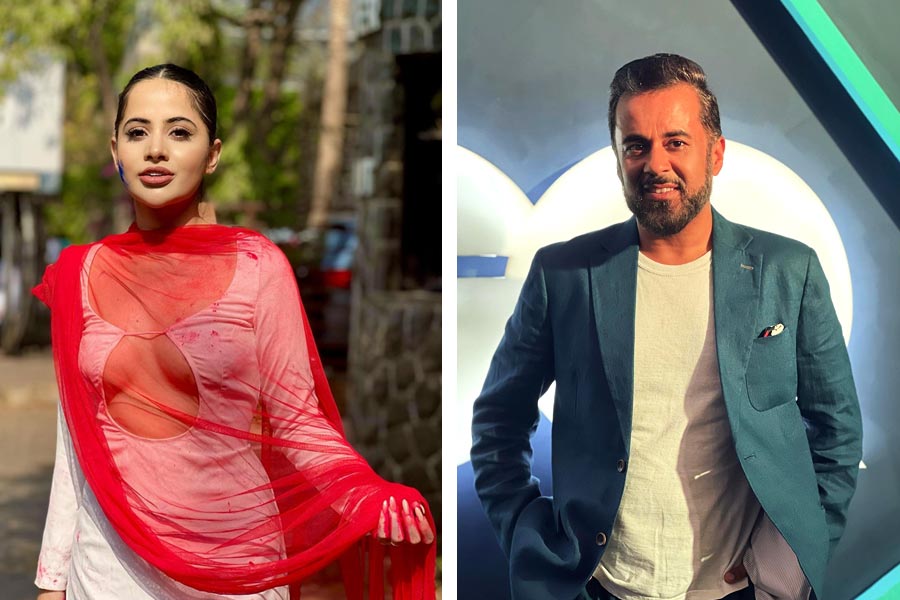 কথোপকথনের কথা স্ত্রী অনুষাকে জানিয়ে তাঁর কাছেও ক্ষমা চেয়ে নিয়েছিলেন লেখক। তাঁর ফেসবুক পোস্ট অনুযায়ী, ‘‘আমার মনে হয়, আমি কিছু ক্ষণের জন্য পথভ্রষ্ট হয়েছিলাম।  তবে আমি সাফ জানাতে চাই যে, আমাদের মধ্যে শারীরিক সম্পর্ক, কোনও অশ্লীল ছবির আদানপ্রদান ছিল না। তার পরে অবশ্য আমি ওই মহিলার নম্বর মুছে ফেলেছিলাম এবং তাঁর সঙ্গে আমার আর যোগাযোগ নেই। আরও এক বার আমি ওই মহিলা ও অনুষার কাছে ক্ষমা চাইছি।’’