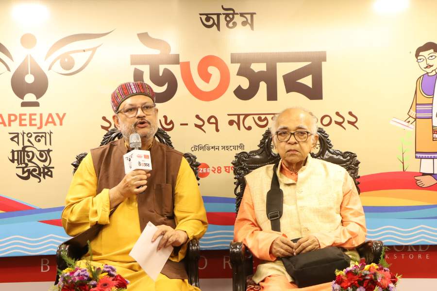 এপিজে বাংলা সাহিত্য উৎসবের ডিরেক্টর তথা অক্সফোর্ড বুকস্টোরের সিইও স্বাগত সেনগুপ্ত এই প্রসঙ্গে বলেন, “শুরুর সময় থেকেই বিভিন্ন ভাবে এই উৎসব ইতিহাস সৃষ্টি করে চলেছে। বিগত সময়ে বিভিন্ন মেট্রো শহর এবং বেশ কয়েকটি টিয়ার ২ শহরের বেঙ্গলি অ্যাসোসিয়েশনের পক্ষ থেকে আমাদের কাছে এই মর্মে অনুরোধ এসেছে যে, এই উৎসব যেন বিভিন্ন জায়গায় অনুষ্ঠিত হয়। এই আবেদনে সাড়া দিয়ে আগামী বছর থেকে ভারতের বিভিন্ন শহরে পৌঁছে যাবে এবিএসইউ।”