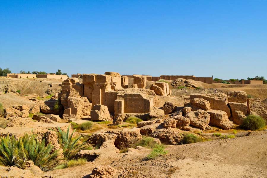 নদীর তলায় কোনও ধ্বংসাবশেষ থাকার সম্ভাবনা খুব কম। থাকলেও বর্তমানে তা উদ্ধার করা সম্ভব নয়। তাই হ্যাঙ্গিং গার্ডেনের অস্তিত্ব সংকট এখনও রয়েই গিয়েছে।