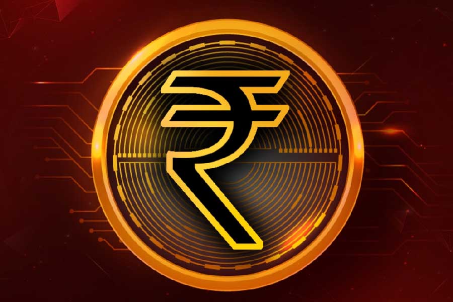 ‘ডিজিটাল রুপি’ পরিষেবা চালু করার জন্য আপাতত চারটি ব্যাঙ্ক আরবিআইয়ের অংশীদার হচ্ছে। এই ব্যাঙ্কগুলি হল, স্টেট ব্যাঙ্ক অফ ইন্ডিয়া (এসবিআই), আইসিআইসিআই ব্যাঙ্ক, ইয়েস ব্যাঙ্ক এবং আইডিএফসি ফার্স্ট ব্যাঙ্ক।