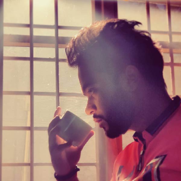 রাহুল ১৯৯৫ সালের ৯ সেপ্টেম্বর উত্তরাখণ্ডের নৈনিতালে জন্মগ্রহণ করেন। তাঁর বাবা সুরেশ কুমার একটি বেসরকারি সংস্থায় কাজ করেন। মা গীতা রূপটান শিল্পী।