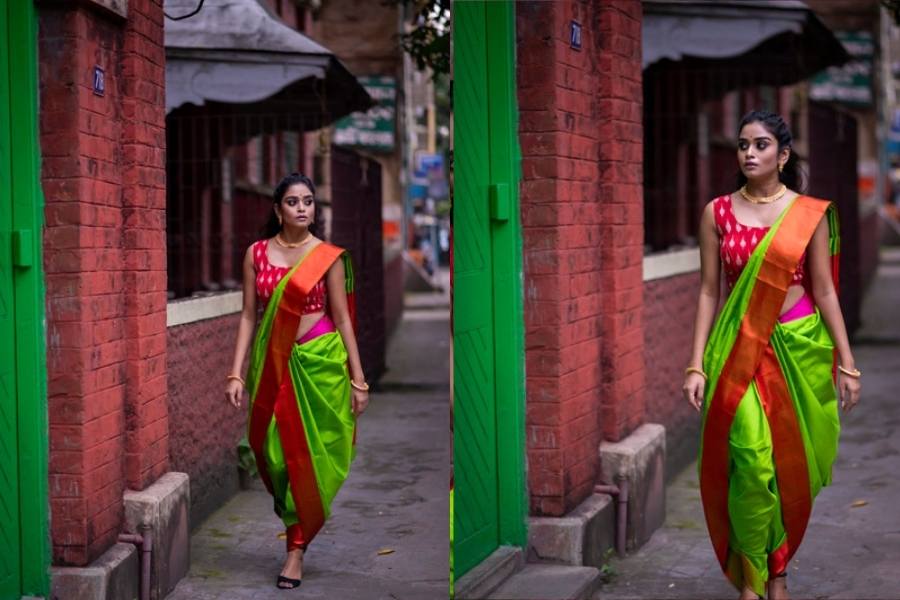 সনাতনী ও পাশ্চাত্য ধারার মিশেল শ্রীতমার এই লুক। 