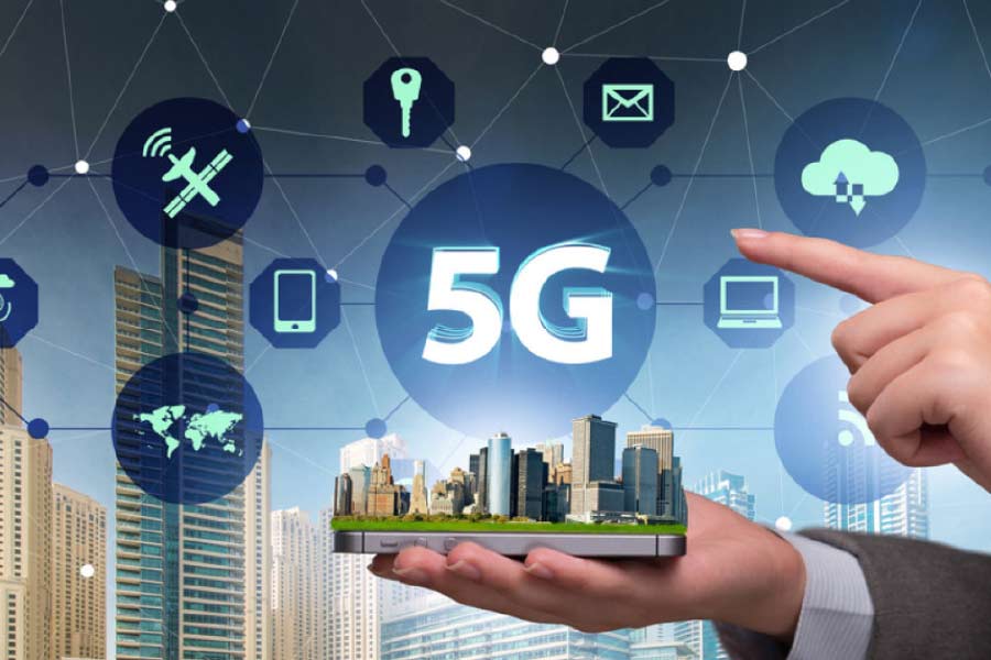 যে কোনও বড় ফাইল, সিনেমা কিংবা গান ফাইভ জি-তে ডাউনলোড হবে কয়েক মুহূর্তেই। ই-হেলথ, মেটাভার্সের দিক থেকেও অনেকটা এগিয়ে থাকবেন ফাইভ জি ব্যবহারকারীরা।