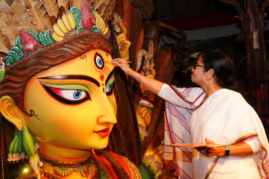 আগামী বছর পুজোতেও ছুটি নষ্টের বিষাদ! শীত শীত ভাবও থাকবে, ২০২২-এর বোধনেই জানুন ২০২৩-এর নির্ঘণ্ট