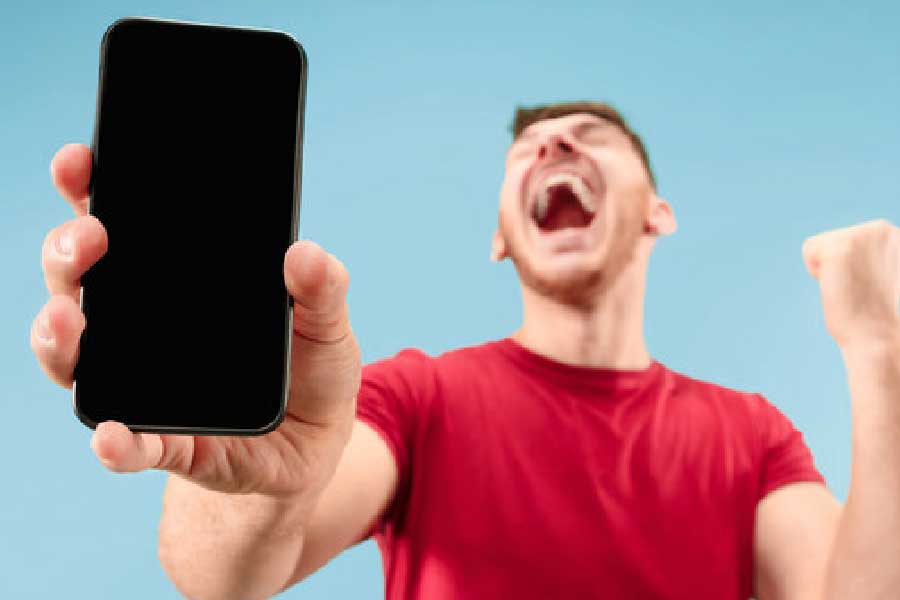 কলকাতা-দিল্লি ছাড়াও দক্ষিণ ভারতের হায়দরাবাদ, বেঙ্গালুরু এবং চেন্নাইয়ে পা রাখতে চলেছে ফাইভ জি প্রযুক্তি।