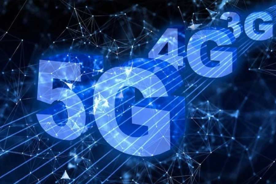 ফাইভ জি পরিষেবা পাওয়ার ক্ষেত্রে অগ্রাধিকার পেয়েছে গুজরাত। মোদীর রাজ্যে একসঙ্গে তিন শহরে আসছে এই পরিষেবা। শীঘ্রই এই অত্যাধুনিক প্রযুক্তি আসতে চলেছে গুজরাতের আমদাবাদ, গান্ধীনগর এবং জামনগর শহরে। দেশের অন্য কোনও রাজ্যে একসঙ্গে এত শহরে ফাইভ-জি পরিষেবা আসছে না।