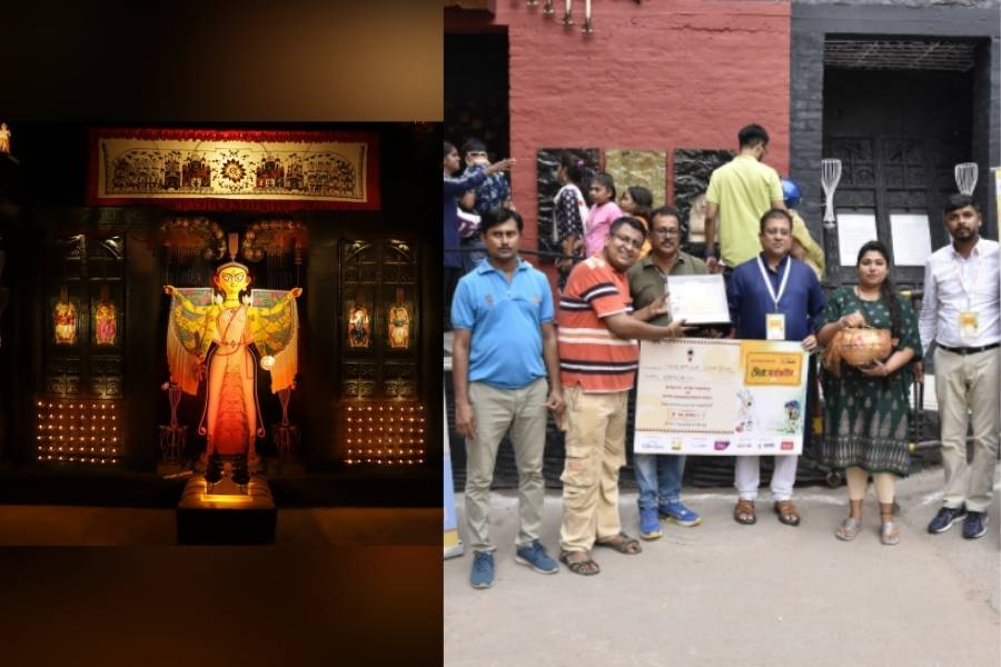 ঠাকুরপুকুর স্টেট ব্যাঙ্ক পার্ক সার্বজনীন — এই বছর জুরির চোখে সেরা পুজো ‘ঠাকুরপুকুর স্টেট ব্যাঙ্ক পার্ক সার্বজনীন’