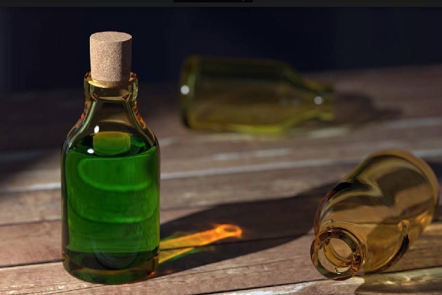 নরবাহনের মৃত্যুর পরে লোহারদের চিরশত্রু শূদ্রবংশীয় দামারা গোষ্ঠী দিদ্দার রাজ্যের বিরুদ্ধে যুদ্ধ ঘোষণা করল। রানি দিদ্দা এক আশ্রম থেকে প্রাক্তন মন্ত্রী ফাল্গুনকে ফিরিয়ে নিয়ে এলেন। সম্ভবত রানির সঙ্গে ফাল্গুন কোনও সম্পর্কেও জড়িয়ে পড়লেন। কিন্তু এমন সময়েই রহস্যজনক ভাবে মারা গেলেন রাজা অভিমন্যু। গুজব রটে, নিজের মায়ের অবৈধ প্রণয় সহ্য করতে পারেননি তিনি। তাই আত্মহত্যা করেন। আবার কেউ কেউ বলতে থাকে, রানি দিদ্দাই ছেলেকে বিষ প্রয়োগে হত্যা করেছিলেন।