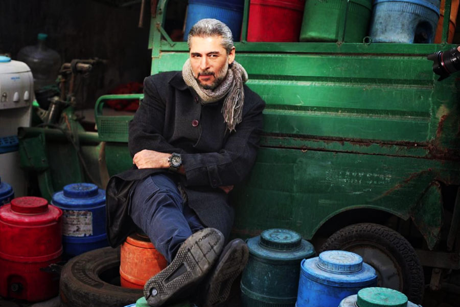 তাঁর শেষ হিন্দি সিনেমা ছিল ‘লক্ষ্মী’। অক্ষয় কুমার অভিনীত এই ছবিতে খলনায়কের চরিত্রে অভিনয় করতে দেখা গিয়েছিল তরুণকে।