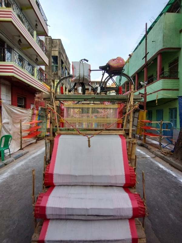 'আঁচলে আঁধারে’