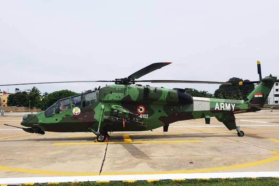 এখনও পর্যন্ত যা খবর, তাতে ৯৫টি প্রচণ্ড ভারতীয় সেনার হাতে যাচ্ছে। তার মধ্যে কয়েকটি ইতিমধ্যেই কাজ করতে শুরু করে দিয়েছে। ৬৫টি প্রচণ্ড হেলিকপ্টার পাচ্ছে ভারতীয় বায়ুসেনা।