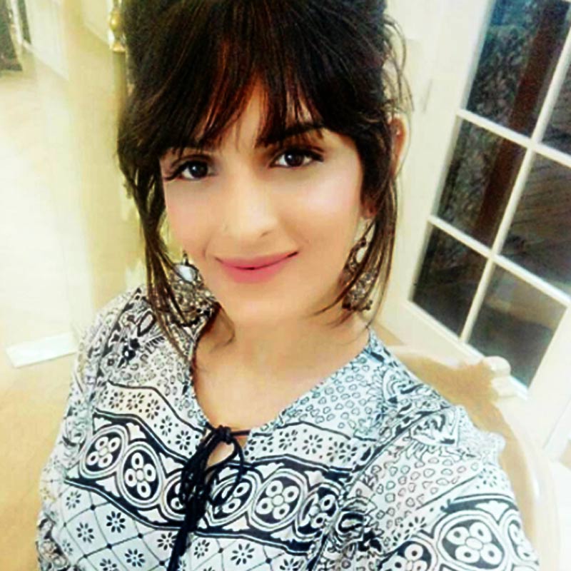 অন্য এক সাক্ষাৎকারে গৌরী বলেন, ‘‘শৈশব থেকেই জানতাম, আমি এক জন নারী। আমি সব সময় পুরুষদের প্রতি আকৃষ্ট ছিলাম। কিন্তু প্রত্যাখ্যানের ভয়ে এবং সমাজের কটাক্ষের মুখে পড়ার ভয়ে আসল পরিচয় চেপে রাখতে হয়েছিল।’’