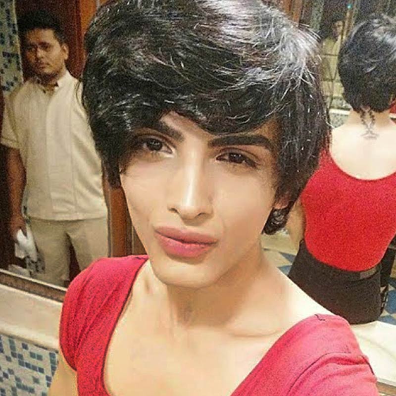 গৌরী বাড়ি ফিরে নিজের মা-কে পুরো বিষয়টি বলার পর তাঁর মা বাকিদের এই বিষয়ে কিছু বলতে বারণ করেন। কিন্তু তাঁর বাবা তাঁকে সমর্থন করেন। অভিযুক্তদের বিরুদ্ধে পুলিশে অভিযোগ দায়ের করেন।