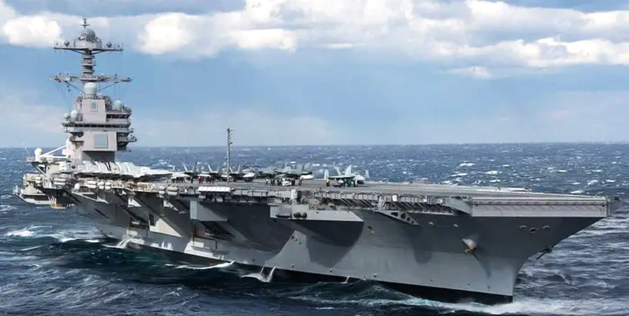 ২০০৯-এর গোড়ায় শুরু হওয়ার পরে চার বছরেরও বেশি সময় ধরে চলেছিল ইউএসএস জেরাল্ড ফোর্ড  নির্মাণের কাজ। ২০১৩-র অক্টোবরে প্রথম জলে ভাসে বিশালাকৃতির এই যুদ্ধজাহাজ।