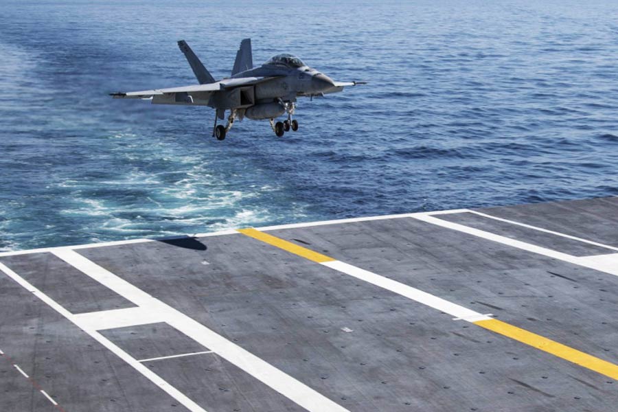 ফোর্ড গোত্রের আর এক বিমানবাহী যুদ্ধজাহাজ ইউএসএস জন এফ কেনেডি নির্মাণের কাজও ইতিমধ্যেই শেষ হয়েছে। চলছে সমুদ্রে পরীক্ষার পালা। এই গোত্রের ডরিস মিলার, এন্টারপ্রাইজ-সহ মোট পাঁচটি যুদ্ধজাহাজ তৈরির সিদ্ধান্ত নিয়েছে আমেরিকা।