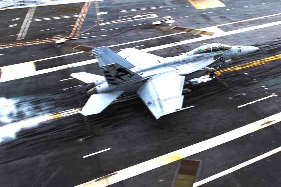 তাইওয়ানের সঙ্গে চিনের সাম্প্রতিক সঙ্ঘাতের প্রেক্ষিতে আমেরিকা নৌসেনার আর এক বৃহৎ বিমানবাহী যুদ্ধজাহাজ, নিমিৎজ গোত্রের ইউএসএস রোনাল্ড রেগনকে সম্প্রতি চিন সাগরে মোতায়েন করেছে পেন্টাগন।