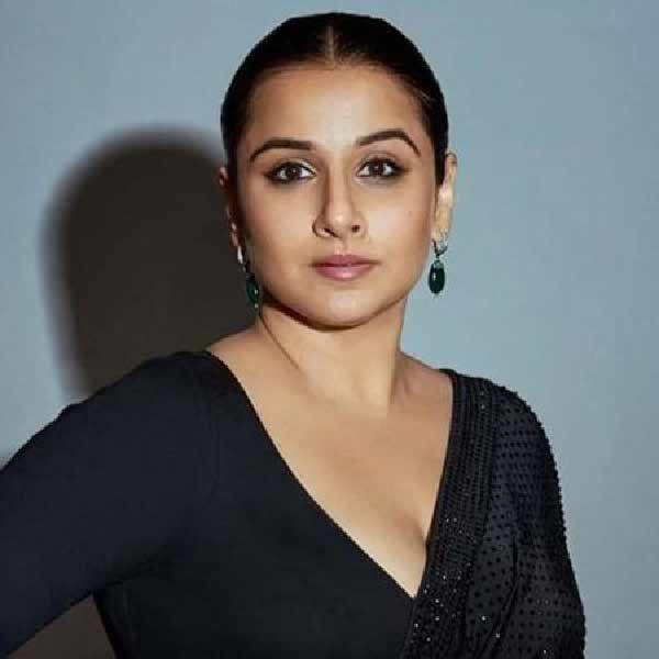 বিদ্যা বালন বলিউডের নায়িকাদের মধ্যে উপার্জনের তালিকায় এগিয়ে থাকলেও বলি ইন্ডাস্ট্রি থেকে তাঁর অভিজ্ঞতা খুব একটা ভাল নয়। বলিউডের অধিকাংশই অভিনেত্রীর ওজন নিয়ে খারাপ মন্তব্য করতেন। ওজন বেশি হওয়ার কারণে তাঁকে দেখতে খারাপ লাগে বলতেন অনেকেই।