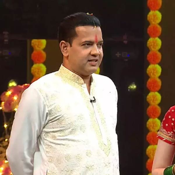 পরে অবশ্য তাঁদের সম্পর্কে ছেদ পড়ে। রাহুলের বিরুদ্ধে শারীরিক নির্যাতনের অভিযোগও আনেন পায়েল। মাঝেমধ্যেই পায়েলকে মারধর করতেন রাহুল বলেও জানিয়েছেন পায়েল।