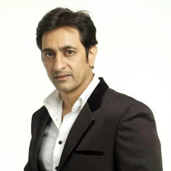 বিগ বসের ষষ্ঠ সিজ়নও কোনও অংশে পিছিয়ে ছিল না। ছোট পর্দায় জনপ্রিয় মুখ রাজীব পাল এই অনুষ্ঠানে প্রতিযোগী হিসাবে অংশগ্রহণ করেছিলেন। তাঁর সঙ্গে ছিলেন অভিনেতার প্রাক্তন স্ত্রী ডেলনাজও।