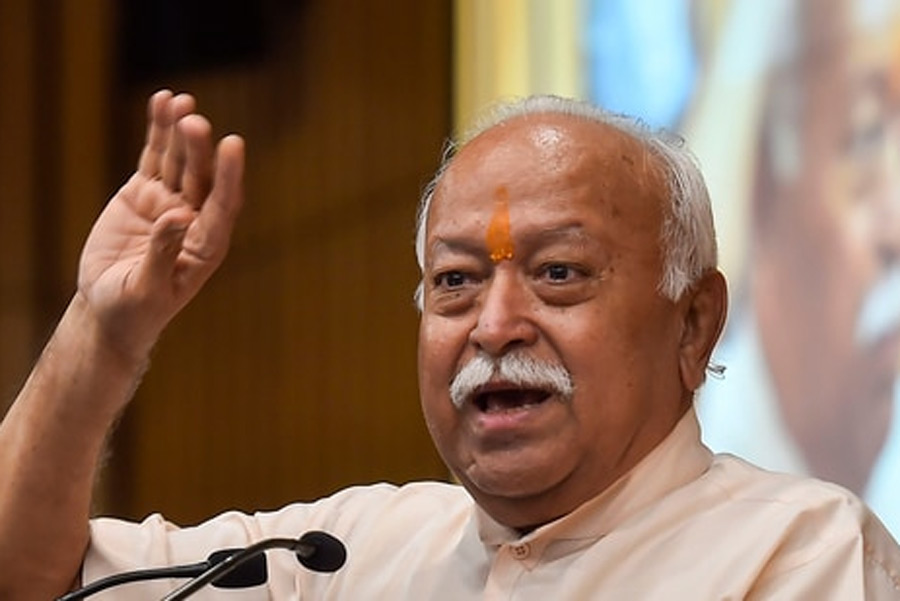 Picture of RSS Chief Mohan Bhagwat.