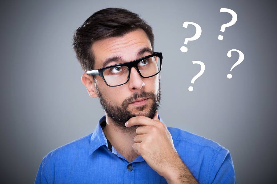 সকালে ঘুম থেকে উঠে হাতে টুথব্রাশ নিয়ে দিনের শুরু। রাতে ঘরের আলো নিভিয়ে দিনের শেষ। এই ২৪ ঘণ্টায় যে সব নিত্যপ্রয়োজনীয় জিনিসপত্রের ব্যবহার করি তার অধিকাংশই কিন্তু ভাবনাচিন্তা করে তৈরি হয়নি। অন্য কোনও গবেষণার ভুল ফলাফলের কারণ এই আবিষ্কার। তবে, ভুল করে তৈরি হলেও তা আমাদের জীবনে আমূল পরিবর্তন এনে দিয়েছে।