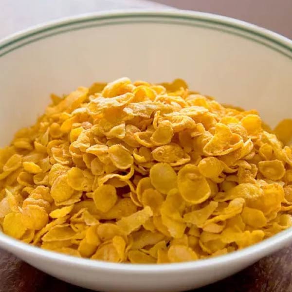 এক বিখ্যাত কর্নফ্লেক্স উৎপাদনকারী সংস্থা নিজেদের ভুলেই কর্নফ্লেক্স বানিয়ে ফেলেছিলেন। জন এবং উইল, যাঁরা ‘কেলগ ব্রাদার্স’ নামে বেশি পরিচিত, তাঁরা সিদ্ধ করা শস্য ভুল করে স্টোভের উপর রেখে চলে যান। বেশ কয়েক দিন পর ফিরে এসে দেখেন শস্যদানাগুলি ভাজা অবস্থাতেও খেতে সুস্বাদু। আর এই ভুলের কারণে আবিষ্কার হয়ে যায় কর্নফ্লেক্সের মতো সুস্বাদু এবং পুষ্টিকর খাদ্য।