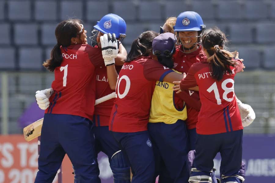 পাকিস্তানকে হারানোর পরে তাইল্যান্ড দলের উল্লাস।