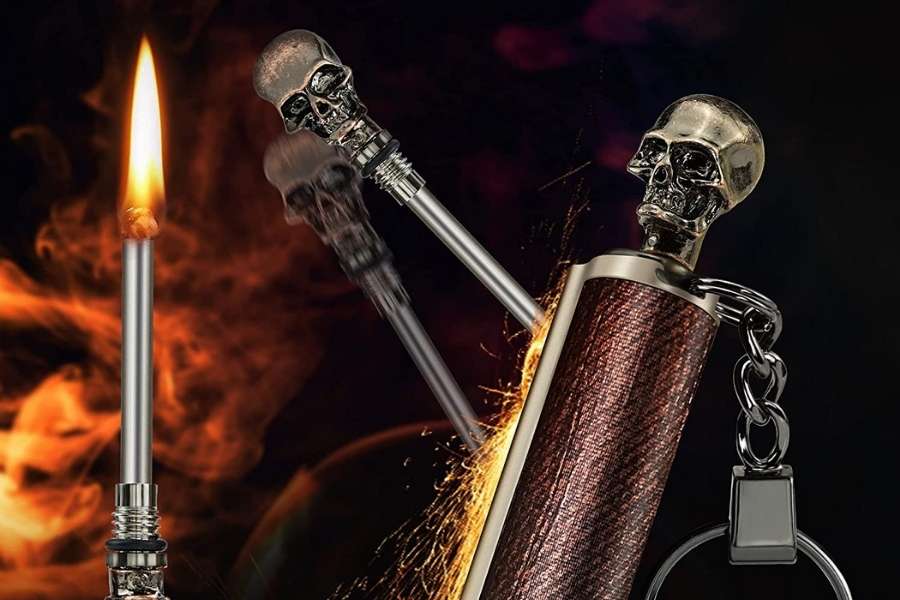 স্ট্রাইকার লাইটার: স্ট্রাইকার লাইটারে ফেরোসেরিয়াম জাতীয় একটি পদার্থ রয়ছে। এই পদার্থ স্পার্ক তৈরিতে ব্যবহার করা হয়। 