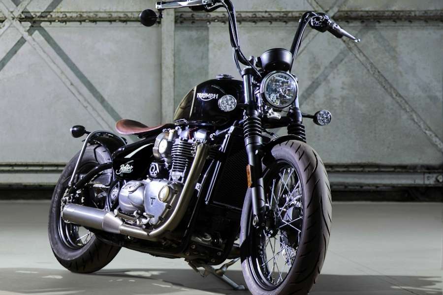 বাইকটির দৈর্ঘ্য ১০২৪ – ১০৫৫ মিমি এবং প্রস্থ ৮০০ মিমি। রয়েছে ১২লিটারের ফুয়েল ট্যাঙ্ক। 