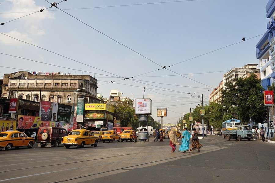 পার্কিং বন্ধ থাকবে ওল্ড কোর্ট হাউস স্ট্রিটেও।