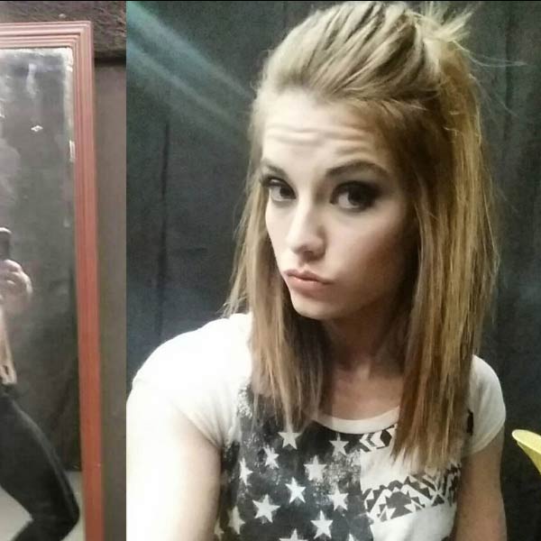 শুধু রিংয়েই নয়, সারার জনপ্রিয়তা ছড়িয়ে পড়েছিল সমাজমাধ্যমের পাতায় পাতায়। তাঁর দেওয়া যে কোনও ভিডিয়ো ভাইরাল হয়ে ছড়িয়ে পড়ত চার দিকে। তা নিয়ে চলত আলোচনা, চর্চা।