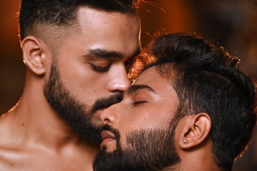 আজও দু’ই পুরুষ বা দু’ই নারী পাশাপাশি দাঁড়ালে ভেসে আসে বাঁকা হাসি, ভ্রূকুটি। 