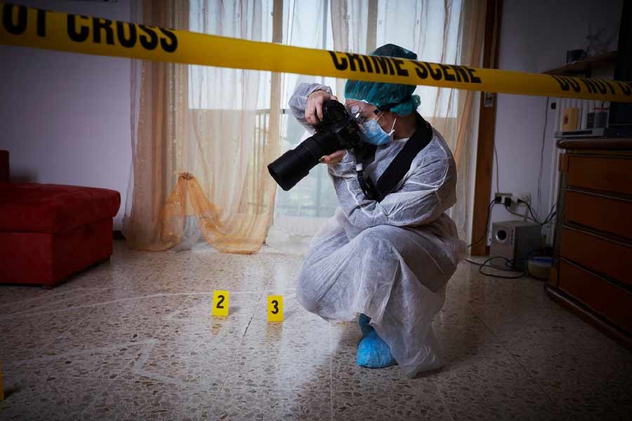 জর্জিয়া ব্যুরো অফ ইনভেস্টিগেশনের বিশেষ এজেন্ট গ্রেগ হার্ভে জানিয়েছিলেন, গ্রাহামের মৃতদেহ তাঁরই বাড়ির পিছন থেকে  উদ্ধার করা হয়।