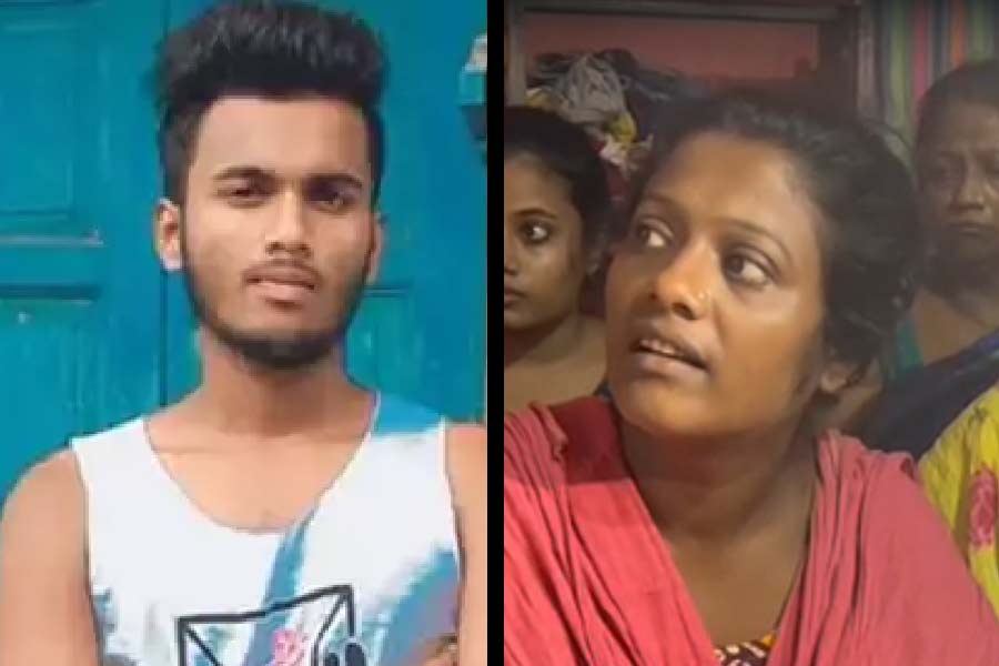অয়নের বান্ধবীর ব্যবহারে কিছু অস্বাভাবিকতাও লক্ষ্য করেছিলেন বলে দাবি করেন অয়নের মা।