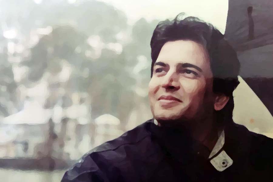 কিন্তু লক্ষ্মণের ভূমিকায় প্রথমে সুনীলকেই পছন্দ করেননি রামানন্দ সাগর। এই চরিত্রে অভিনয় করার প্রস্তাব নিয়ে তিনি গিয়েছিলেন সঞ্জয় যোগের কাছে। কিন্তু লক্ষ্মণ নয়, ভরতের চরিত্রে অভিনয় করতে চেয়েছিলেন সঞ্জয়। রামানন্দের প্রস্তাব সঞ্জয় খারিজ করে দেওয়ায় আবার শুরু হয় লক্ষ্মণের খোঁজ। সংবাদ সংস্থা সূত্রের খবর, প্রায় দেড়শো জন অভিনেতা এই চরিত্রের জন্য অডিশন দিয়েছিলেন। তাঁদের মধ্যে থেকে সুনীলকে বেছে নেন রামানন্দ।