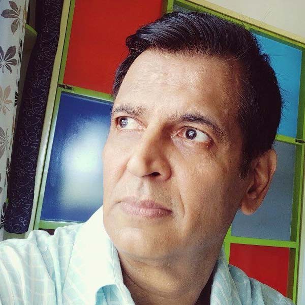 বড় পর্দার পর ছোট পর্দাতেও নয়া ইনিংস শুরু করেন তিনি। লক্ষ্মণের চরিত্রে অভিনয় করার পর আর সুনীলকে ফিরে তাকাতে হয়নি। ছোট পর্দায় একের পর এক জনপ্রিয় ধারাবাহিকে অভিনয় করে গিয়েছেন তিনি। চেতন আনন্দের পরিচালনায় ‘পরমবীর চক্র’ ধারাবাহিকে সেকেন্ড লেফটেন্যান্ট রামরাঘব রানের চরিত্রে অভিনয় করে দর্শক মহলের কাছে প্রশংসা কুড়িয়েছিলেন তিনি।