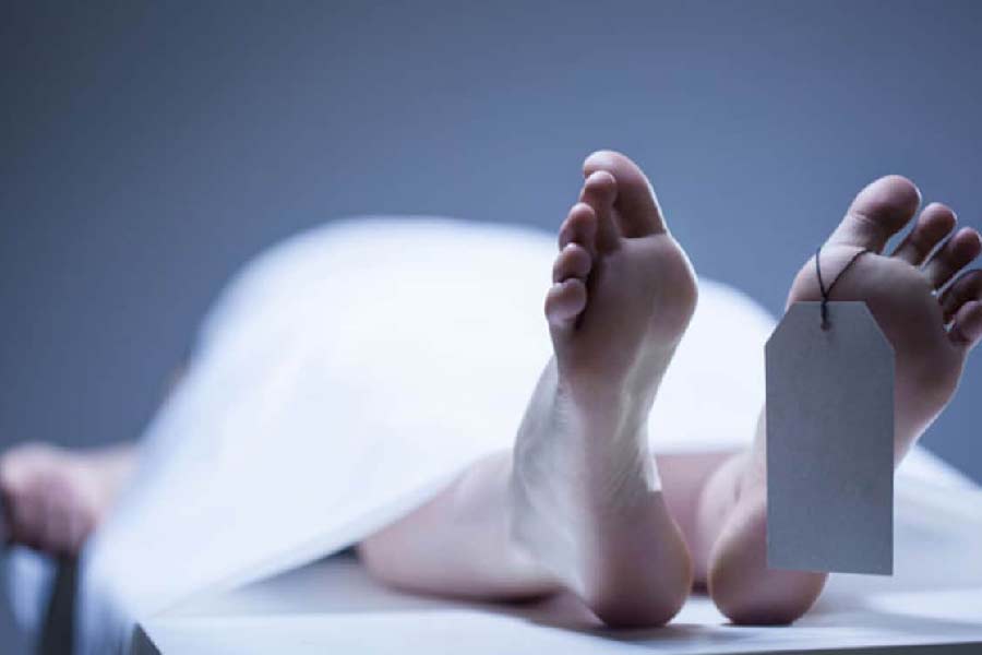 কী ভাবে শুধু প্রেমিকার ভালবাসার কামড়ে মৃত্যু হয়েছিল তরুণ ম্যাকিয়াসের?