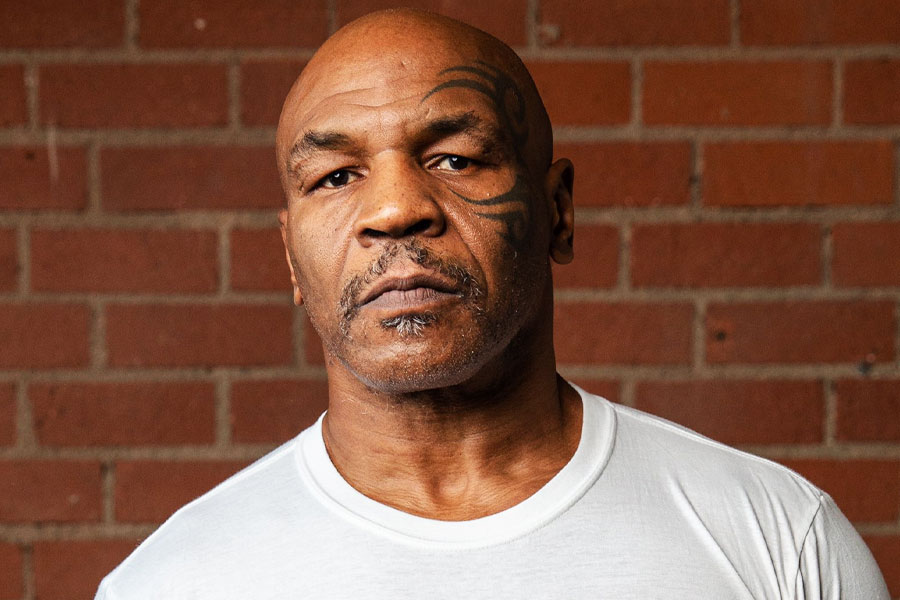 আশির দশকে কেরিয়ারের তুঙ্গে থাকাকালীন টাইসনের ব্যক্তিগত জীবনও বার বার শিরোনামে উঠে আসত। এখনও পর্যন্ত ৩টি বিয়ে করেছেন। তাঁদের মধ্যে রয়েছেন হলিউড অভিনেত্রী থেকে জেলখাটা কয়েদি।