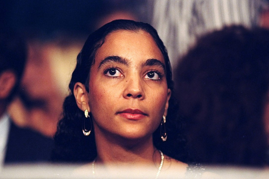 ১৯৯৫ সালে জেল থেকে ছাড়া পাওয়ার পর টার্নারের সঙ্গে মেরিল্যান্ডে থাকতে শুরু করেন টাইসন। বছর দুয়েক পর বিয়ে করেন তাঁরা। যদিও ২০০৩ সালে তাঁদের বিচ্ছেদ হয়ে যায়। সে সময় টাইসনের বিরুদ্ধে পরকীয়ায় জড়িয়ে পড়ার অভিযোগ এনেছিলেন তিনি। যদিও টাইসনের সঙ্গে তাঁর দাম্পত্যজীবন নিয়ে প্রকাশ্যে বিশেষ মুখ খোলেননি টার্নার।