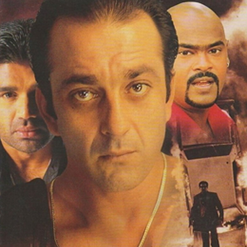 ২০০২ সালে সুনীল শেট্টির অনুরোধে সিনেমায় অভিনয় করেছেন ক্রিকেটার বিনোদ কাম্বলী। ‘অনর্থ’ নামে ছবিটিতে পার্শ্ব চরিত্রে অভিনয় করেন বিনোদ। যদিও সেই সময় তাঁর ক্রিকেট কেরিয়ার প্রায় শেষ হয়ে গিয়েছিল। সঞ্জয় দত্তকে মুখ্য চরিত্রে রেখেও ছবিটি ফ্লপ হয় বক্স অফিসে।