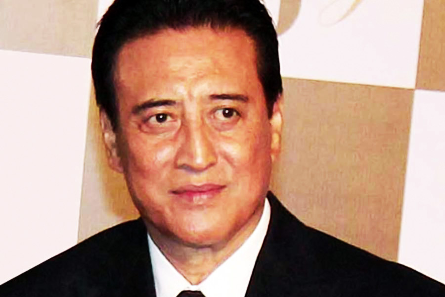 অবশেষে খলনায়কের চরিত্রে অভিনয় করার জন্য পরিচালক প্রস্তাব দেন ড্যানিকে। সলমন এই ছবিতে রয়েছেন জেনে ড্যানি পত্রপাঠ প্রস্তাব খারিজ করে দেন।