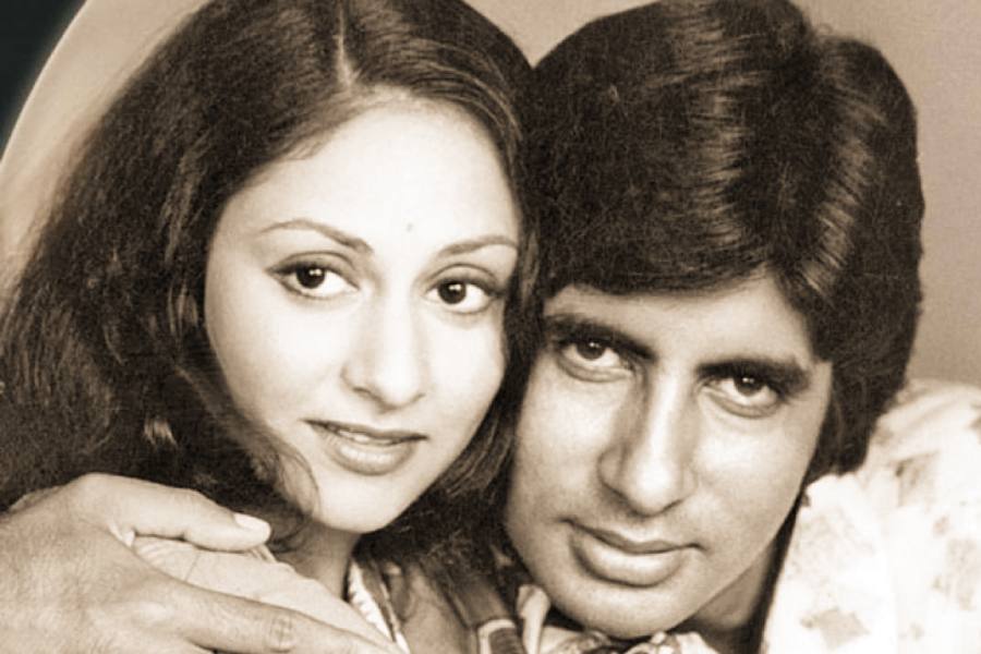 রেখা বলেছেন, ‘‘আমি সেটা বরাবর মনে করেছি। আর আমি নিশ্চিত উনিও সেটা বু‌ঝতে পেরেছিলেন।’’