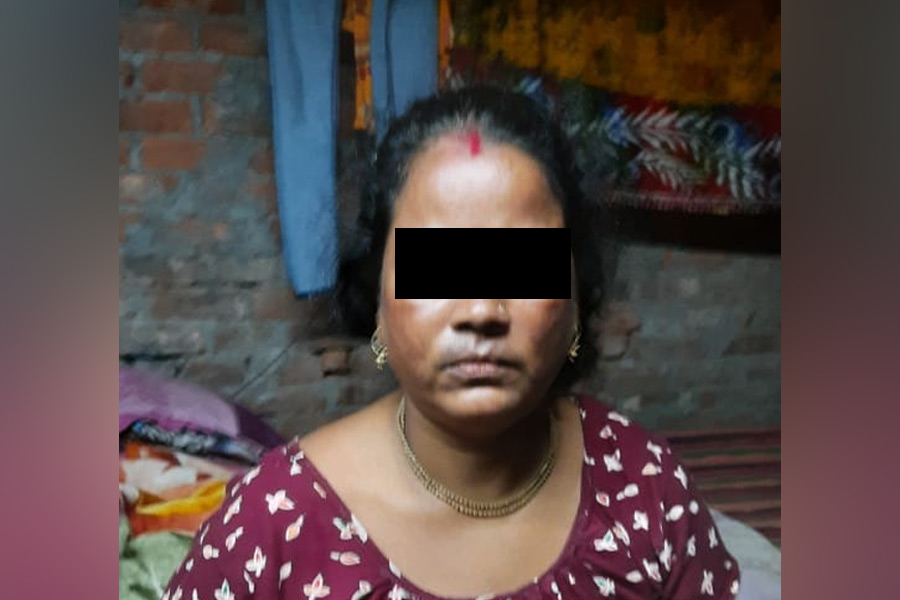 এই বাস্তবের পুষ্পা, পুষ্পা মণ্ডল।