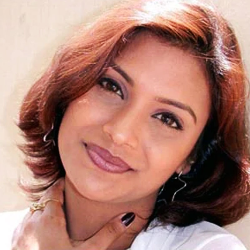 মুম্বইতে নতুন বাড়ি ভাড়া নিয়েছিলেন মারিয়া। নীরজ তাতেও তাঁর সঙ্গে ছিলেন। অভিযোগ, তাঁদের মধ্যে গোপন সম্পর্ক তৈরি হয়েছিল। এমনকি নীরজের বাড়িতেও মারিয়াকে থাকতে দেখা গিয়েছিল বেশ কিছু দিন। 