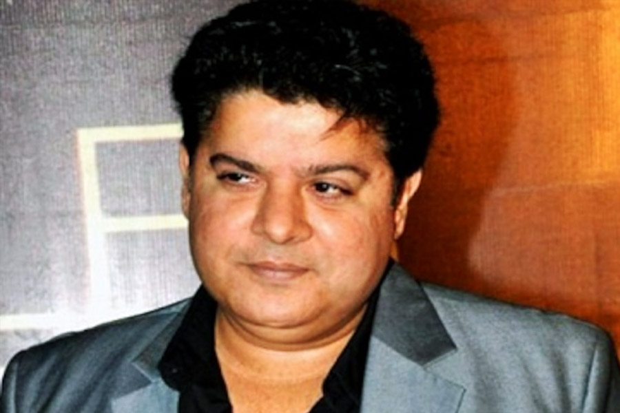 সাজিদ এমনও বলেন, ‘‘যদি ৫ মিনিটের মধ্যে আমাকে সিডিউস করতে পারো, তবে এই চরিত্রে তুমি অভিনয় করবে।’’ সাজিদের প্রস্তাব শুনে সেখান থেকে বেরিয়ে এসেছিলেন বলে দাবি করেন তিনি। ‘মিটু’ আন্দোলনের সময় পরিচালকের বিরুদ্ধে এই অভিযোগ নিয়ে সরব হন র‌্যাচেল।