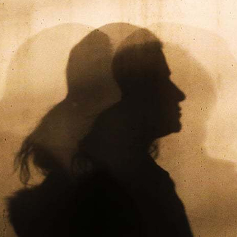 কখনও শিশুদের খুনের পর চোখ খুবলে নিয়েছেন, কখনও মৃত্যুর পর বিকৃত করেছেন তাদের দেহ। চিকালিতোর প্রাপ্তবয়স্ক শিকাররা মূলত ছিলেন যৌনকর্মী। শুধু মেয়ে নয়, বাচ্চা ছেলেরাও চিকালিতোর লালসার শিকার হয়েছিল।