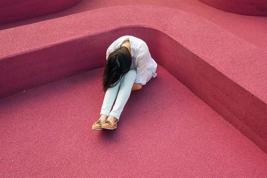 ভেঙে পড়বেন না।