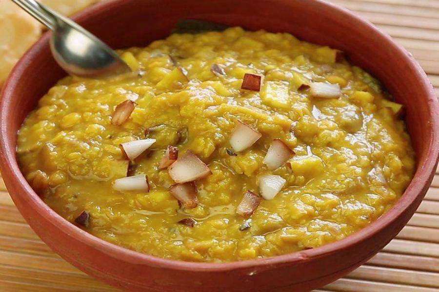 স্বাদের যত্ন নিলেও ছোলার ডাল পেটের গোলমাল বাঁধাতে পারে। 